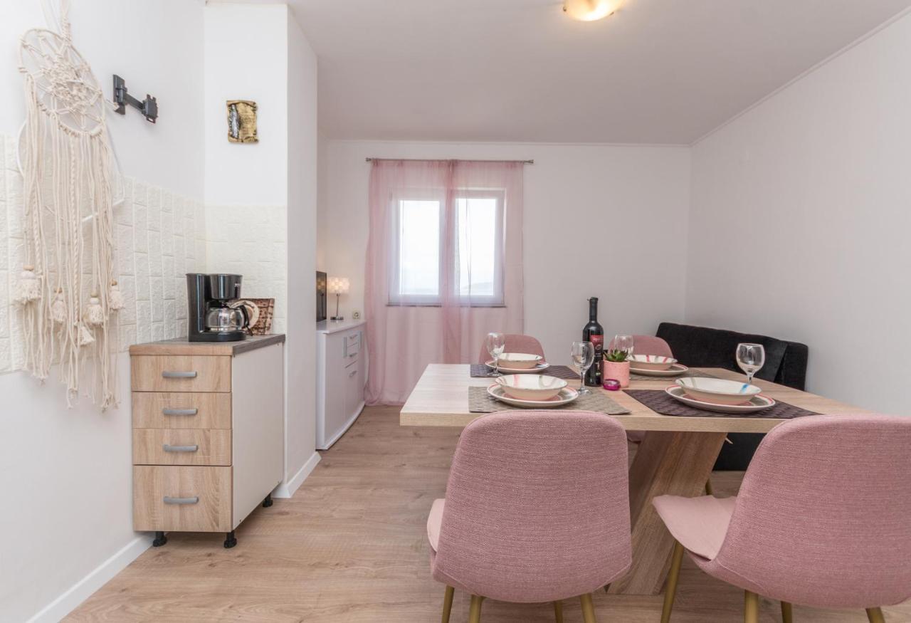 Agape Apartments Biograd Na Moru Bagian luar foto