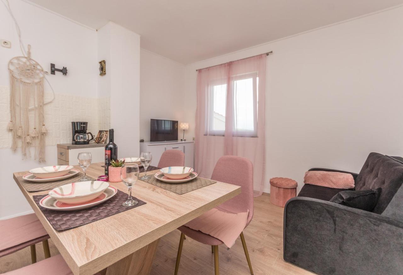 Agape Apartments Biograd Na Moru Bagian luar foto
