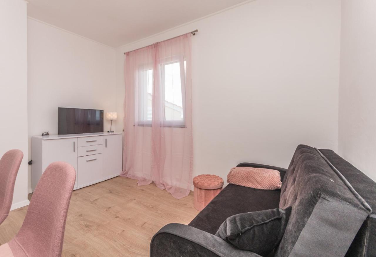 Agape Apartments Biograd Na Moru Bagian luar foto