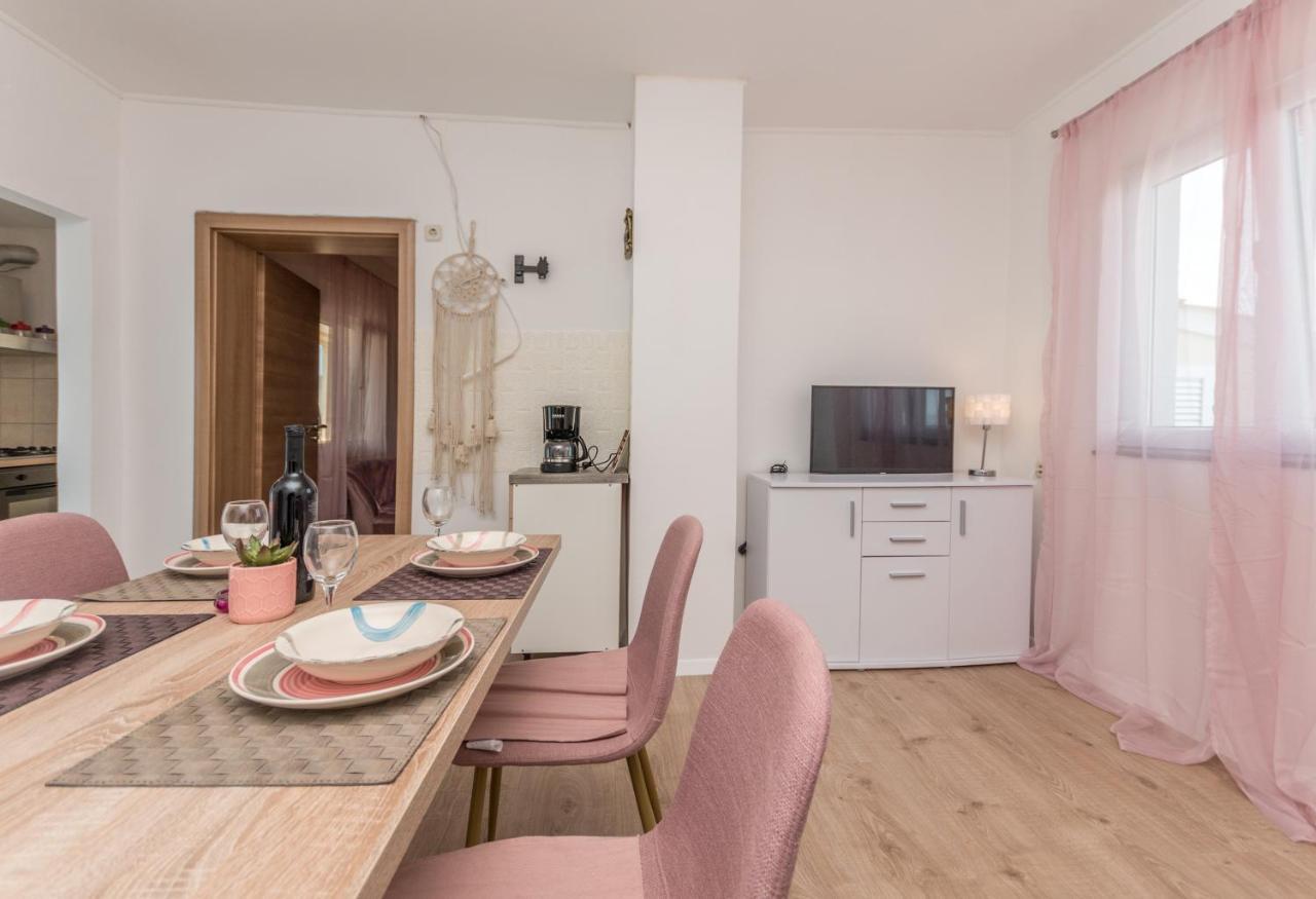 Agape Apartments Biograd Na Moru Bagian luar foto