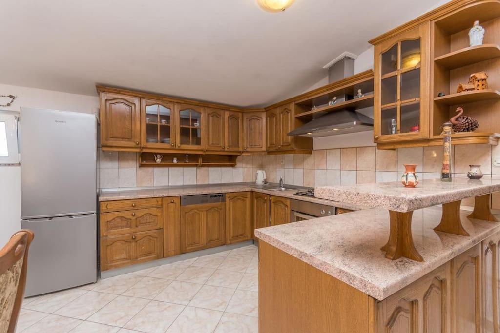 Agape Apartments Biograd Na Moru Bagian luar foto