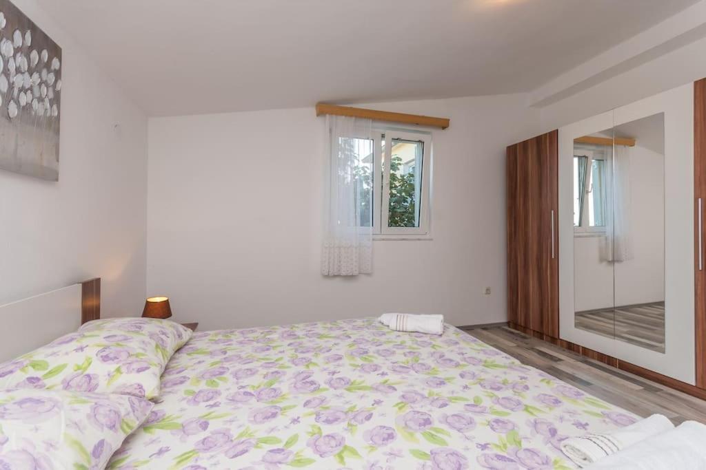Agape Apartments Biograd Na Moru Bagian luar foto