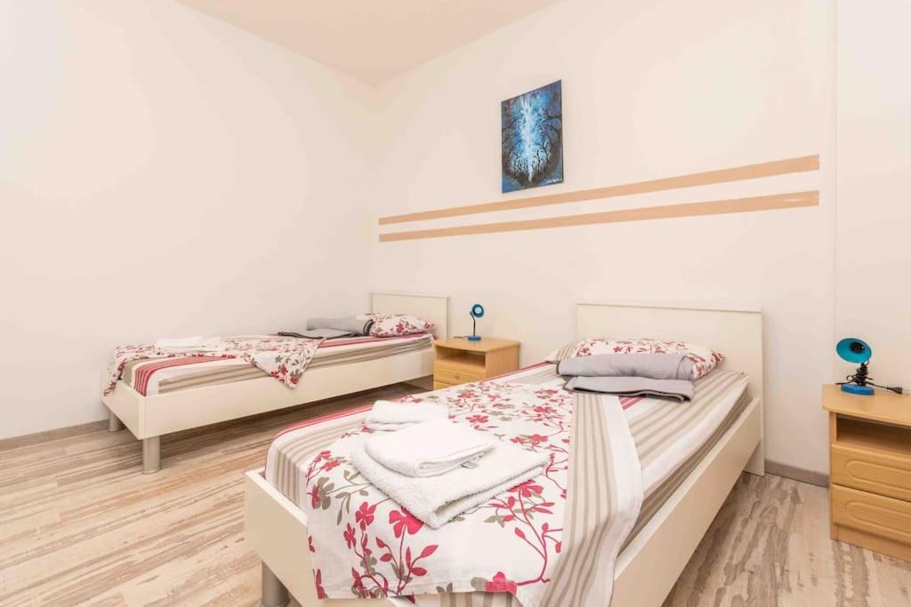 Agape Apartments Biograd Na Moru Bagian luar foto